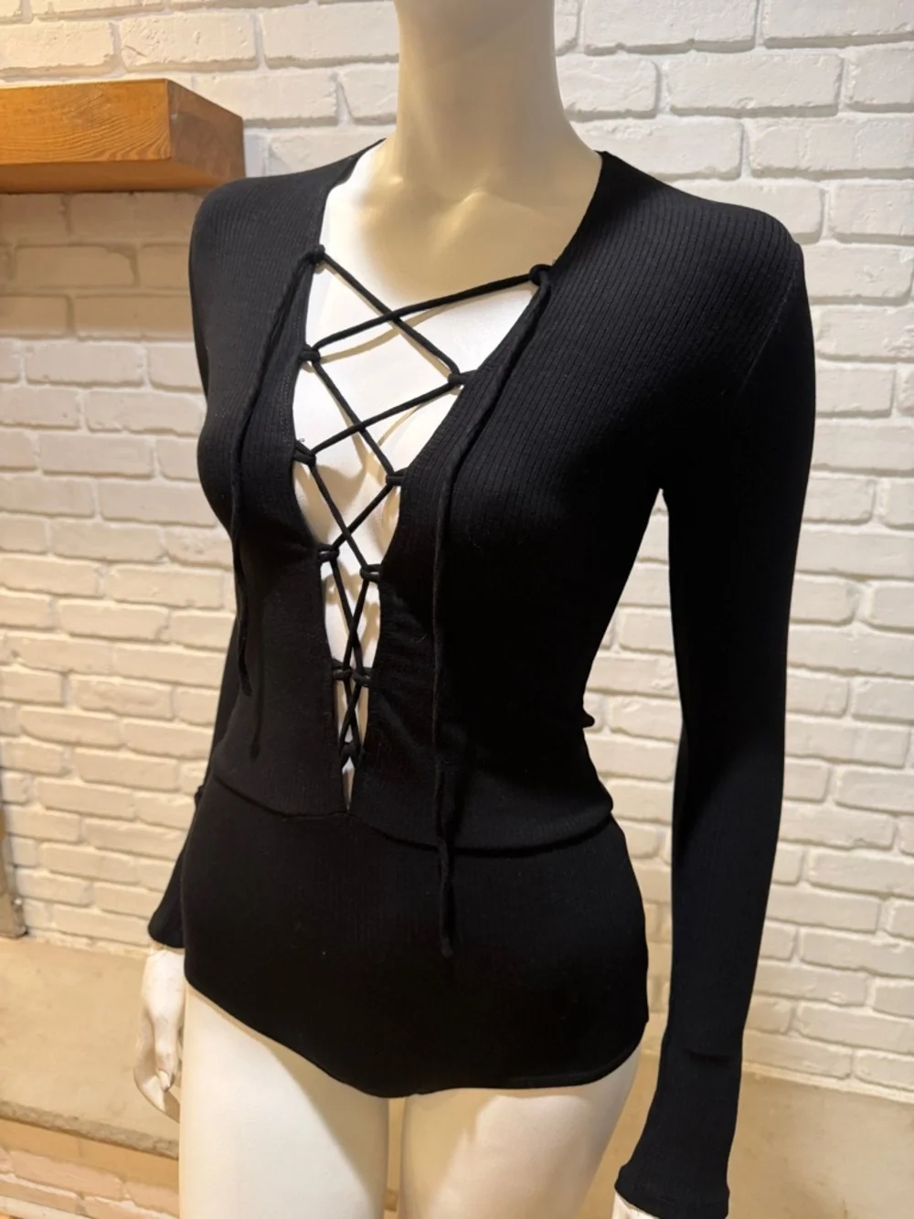 Reformation Black Lace-Up Bodysuit Tie Front Long Sleeve Size S